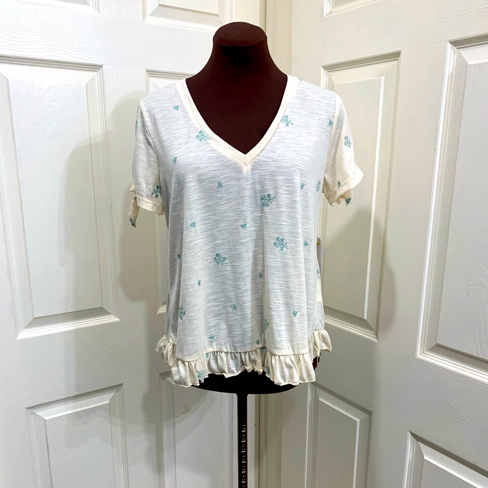 Cute top NWT